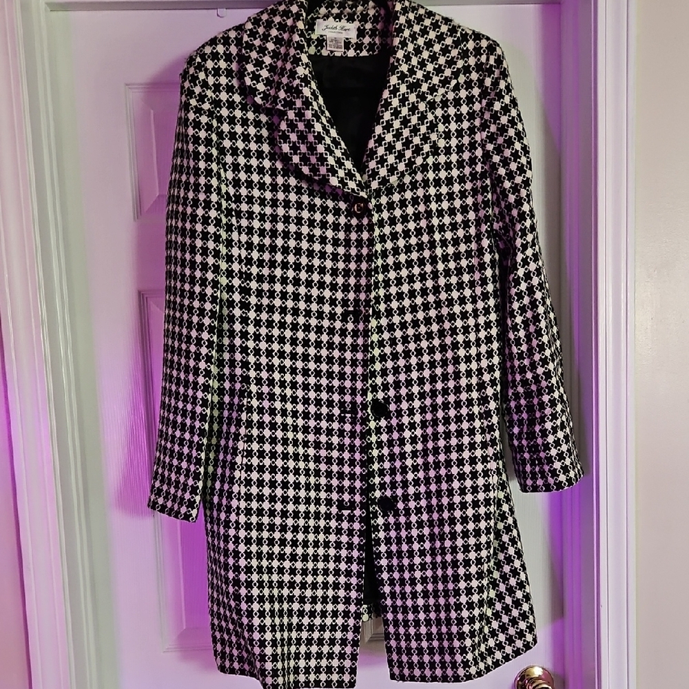 Chic Houndstooth Trench Coat